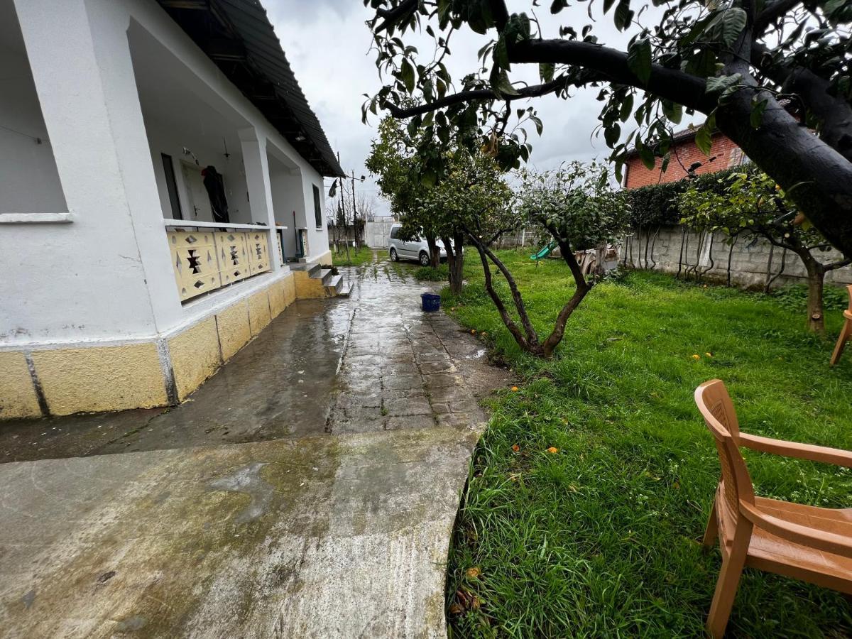 Chateau Sukaj Ljaknasi Exterior foto