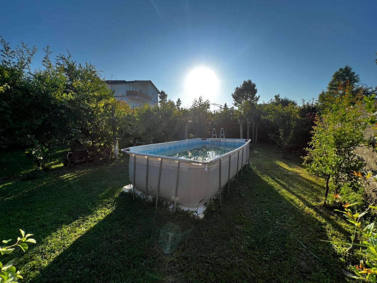 Chateau Sukaj Ljaknasi Exterior foto